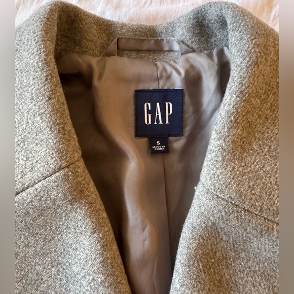 GAP Women's Classic Gray Trench Coat - Picture 6 of 9